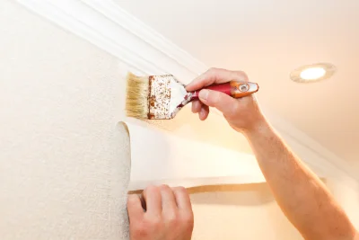 Pose de papier peint à Pers-Jussy — revêtements muraux et toiles de verre